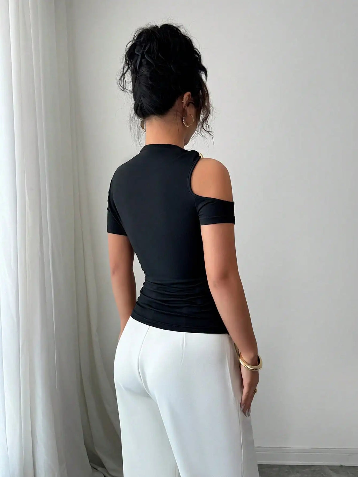 Elegant and Versatile Off-Shoulder T-Shirt
