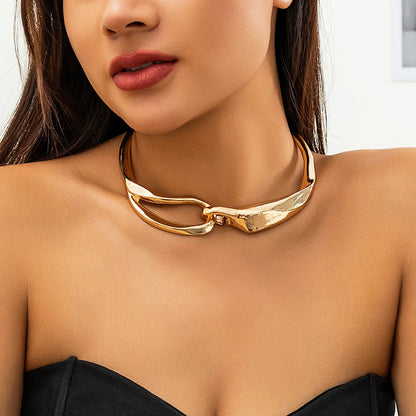 Exaggerated Chunky Heavy Metal Buckle Choker Necklace
