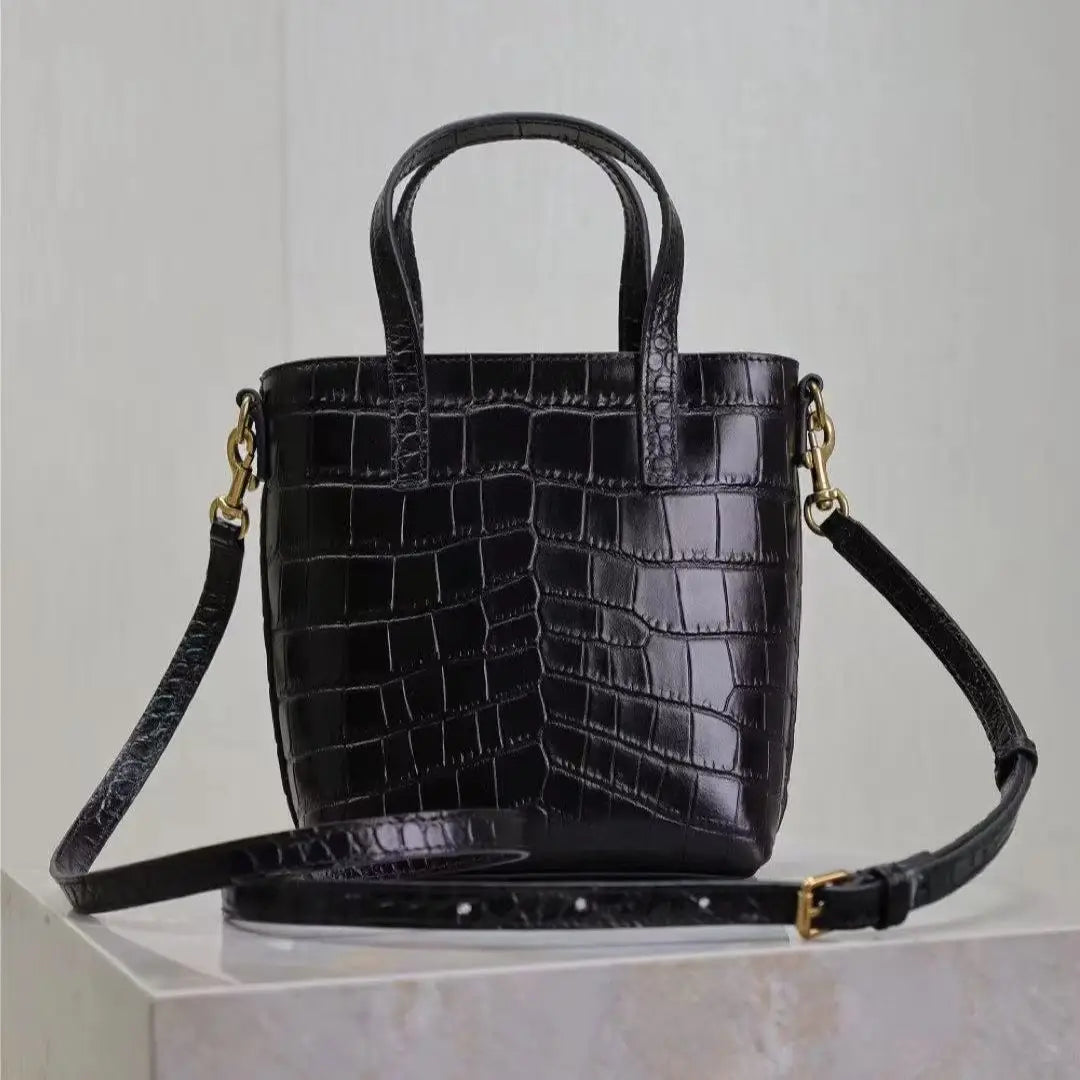 High Quality First Layer Cowhide Hand Bill Shoulder Bag