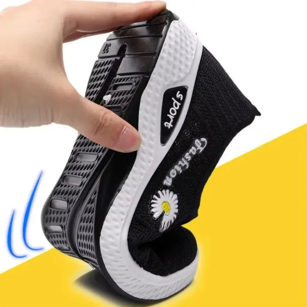 DANA Sports Thick and Breathable Sneakers