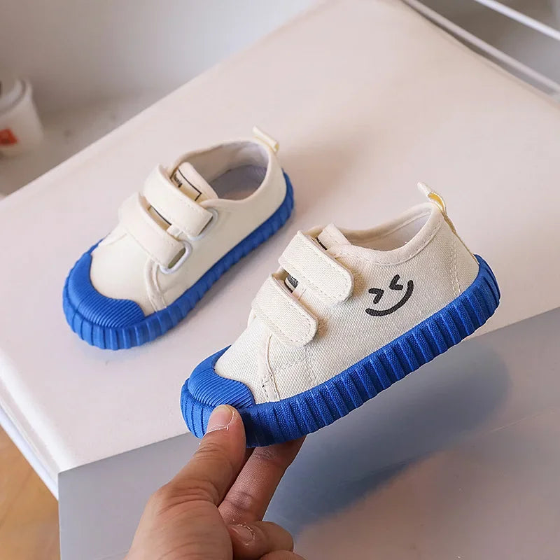 Korean Version Smiling Face Casual Canvas Shoes