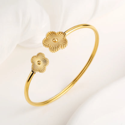 Shell Five-Leaf Flower Stainless Steel Bracelet