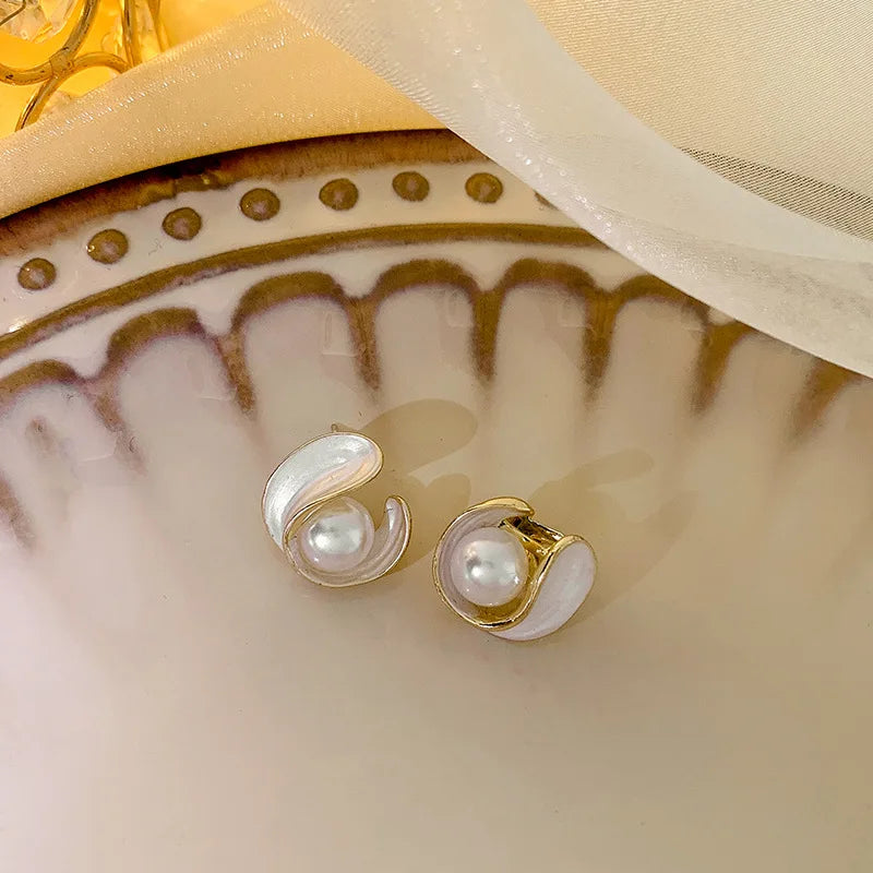 French Vintage Imitation Pearl Clip on Earrings