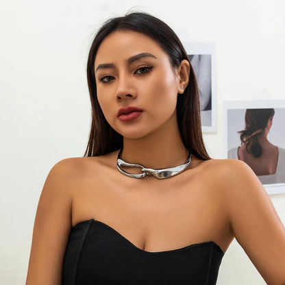Exaggerated Chunky Heavy Metal Buckle Choker Necklace