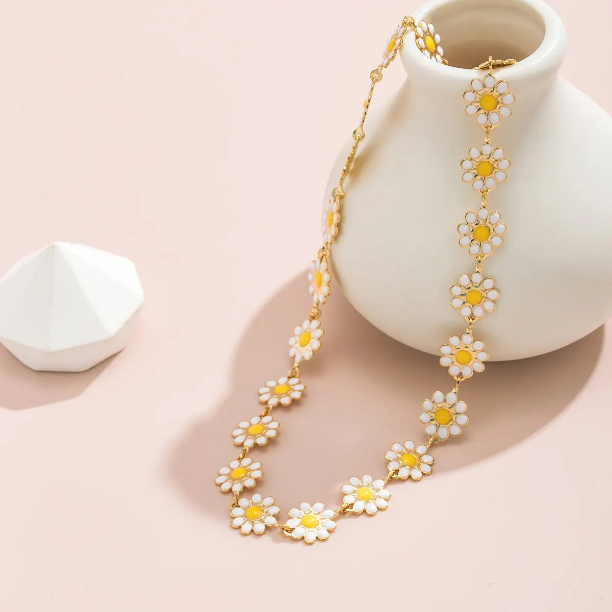 Kpop Flower Short Choker Chain Necklace