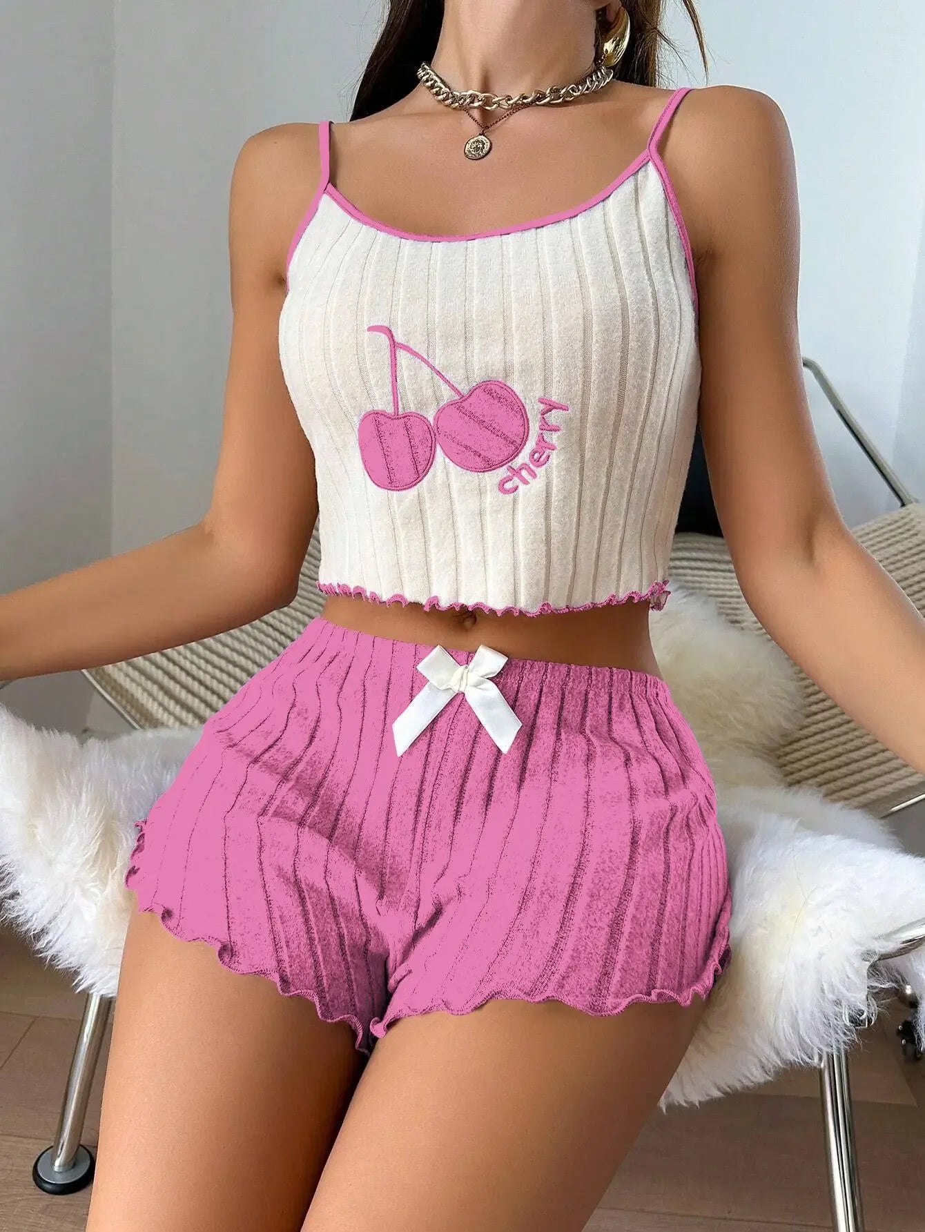 Simple Ground Wool Halter Vest Shorts Set