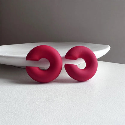 DANA Round Circle Clip Earrings