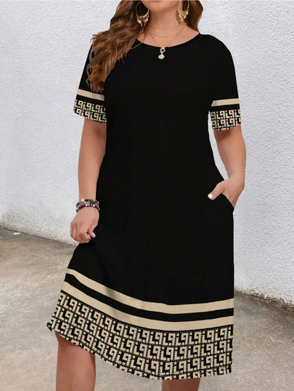 Plus-size short-sleeved round-neck pocket geometric dress