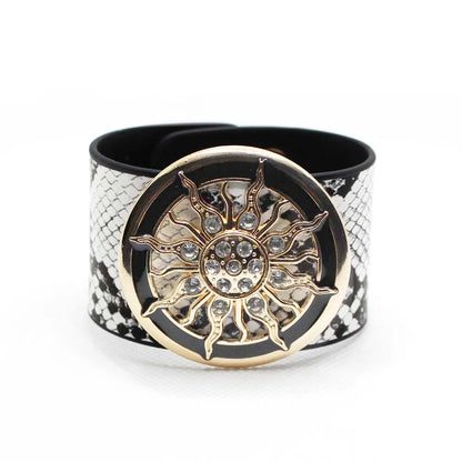 Leather Wide Circle Buckle Bracelet