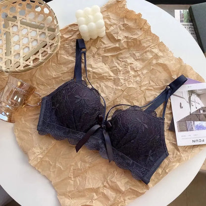 حمالة صدر مثيرة مطرزة بالزهور من الدانتيل