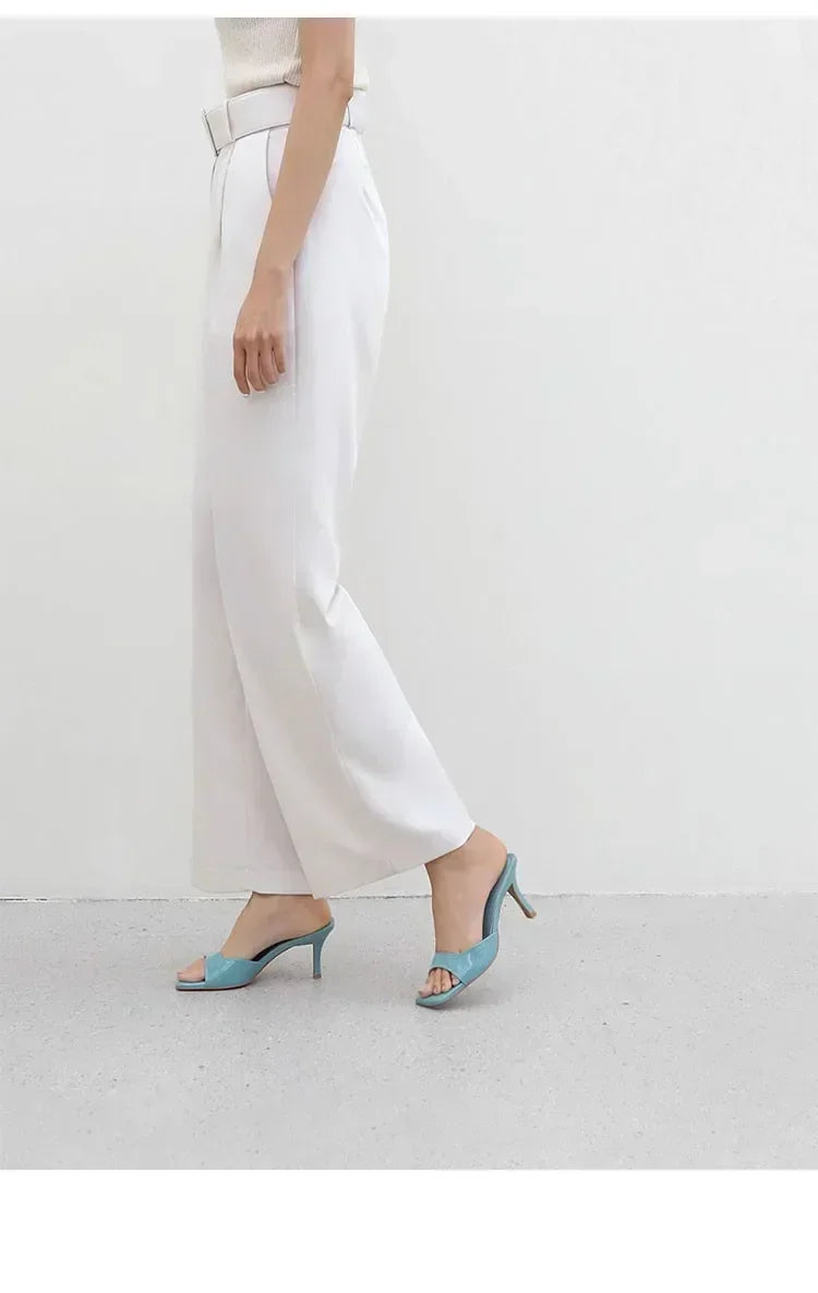 DANA Square Open Toe Slipper