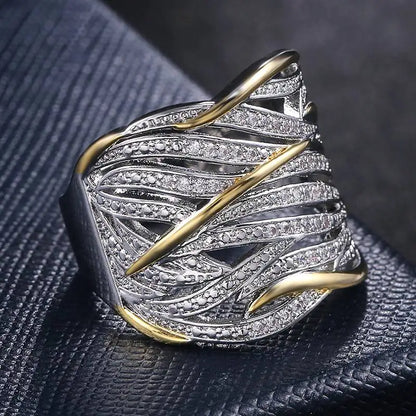 Hollow Luxury Inlaid Sparkling Cubic Zirconia Rings