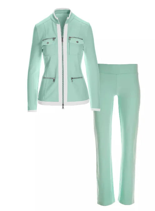 Conjunto elegante, ajustado y sencillo de pantalón deportivo recto con cremallera y top.