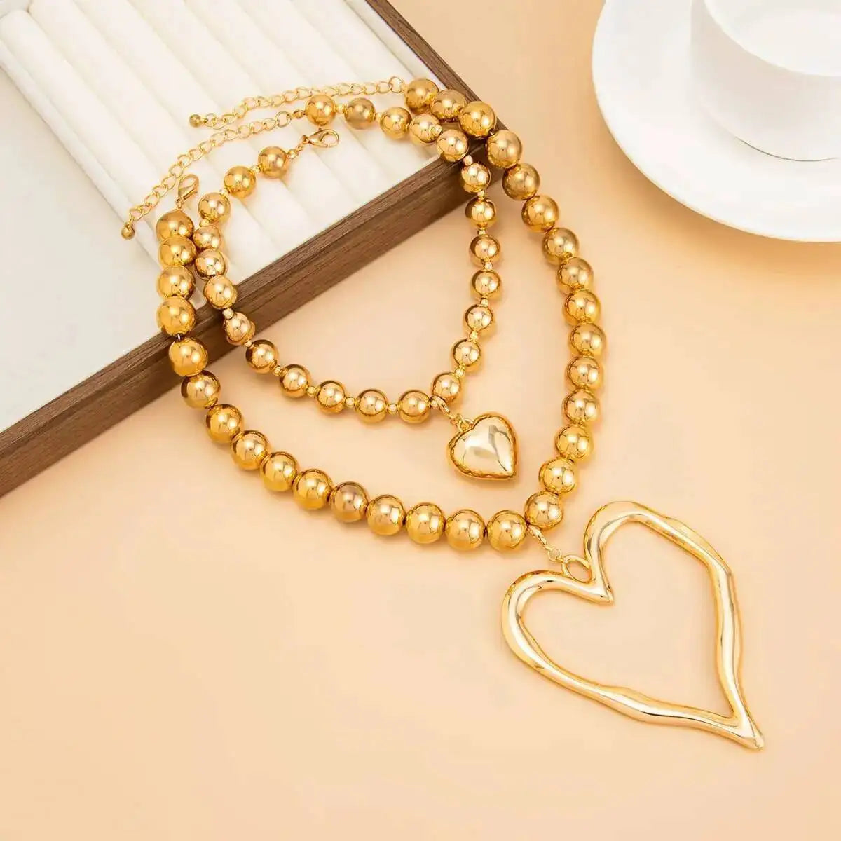 Exaggerated Vintage Large Heart Pendant Necklace