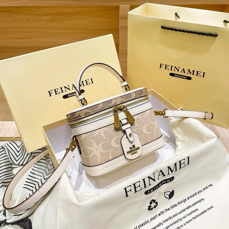 DANA minimalist small Box bag