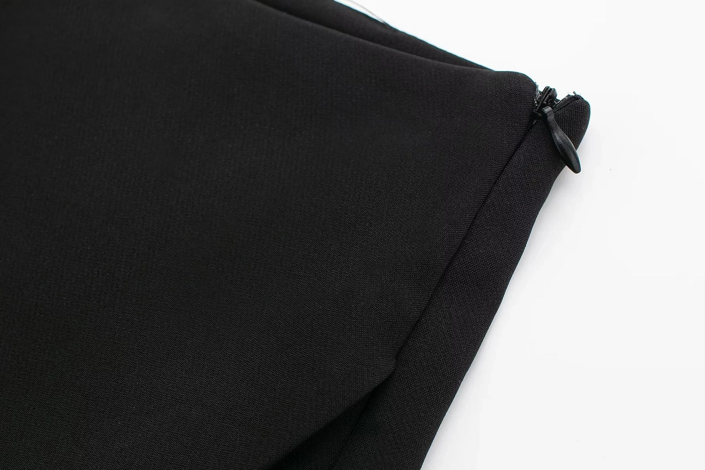 Falda marrón de talle alto