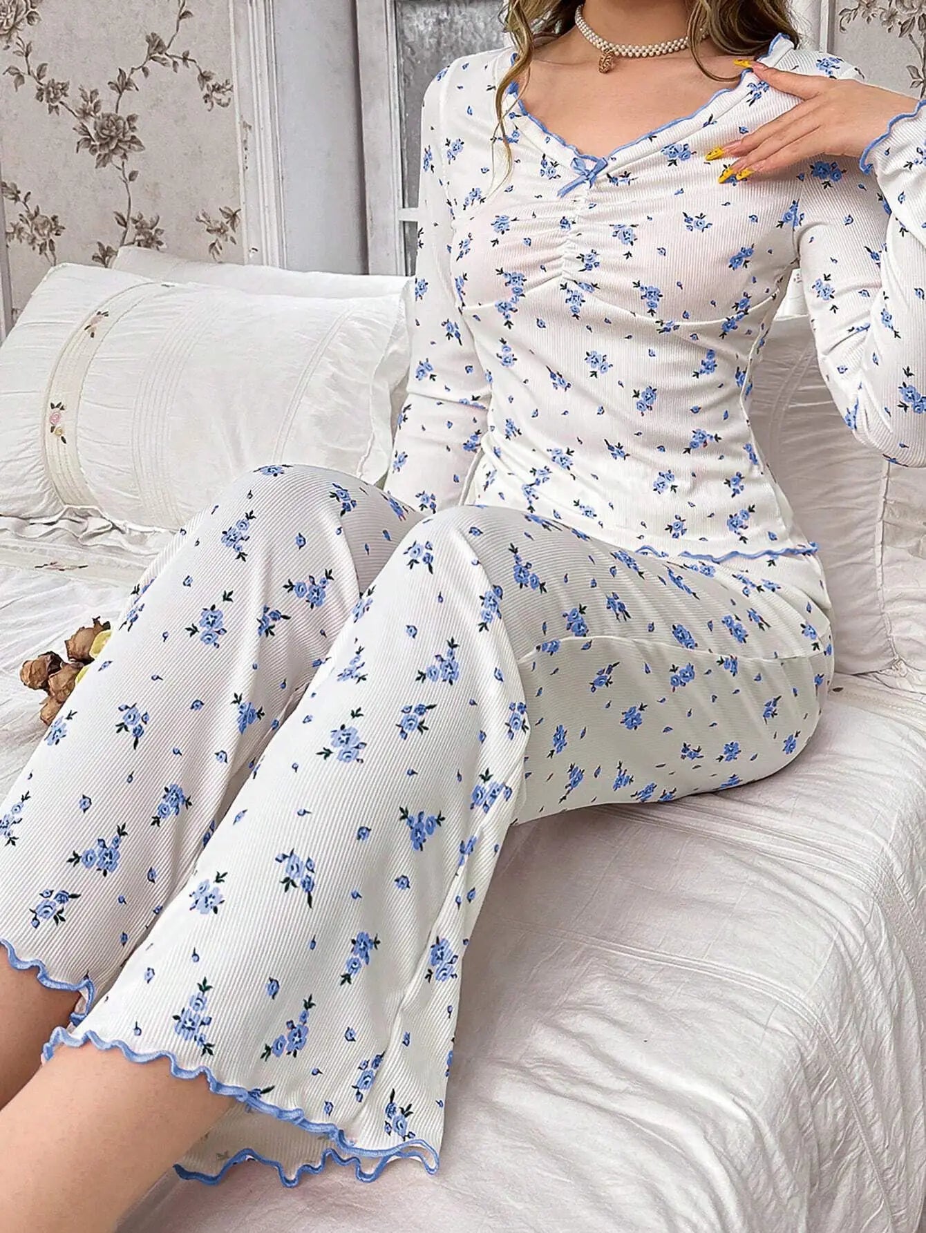 Round Neck Floral Printed Long Sleeve Home Wear Loungewear Set