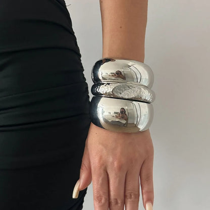 Smooth Surface Round Wide Silver Metal Bangle Geometric Bracelet