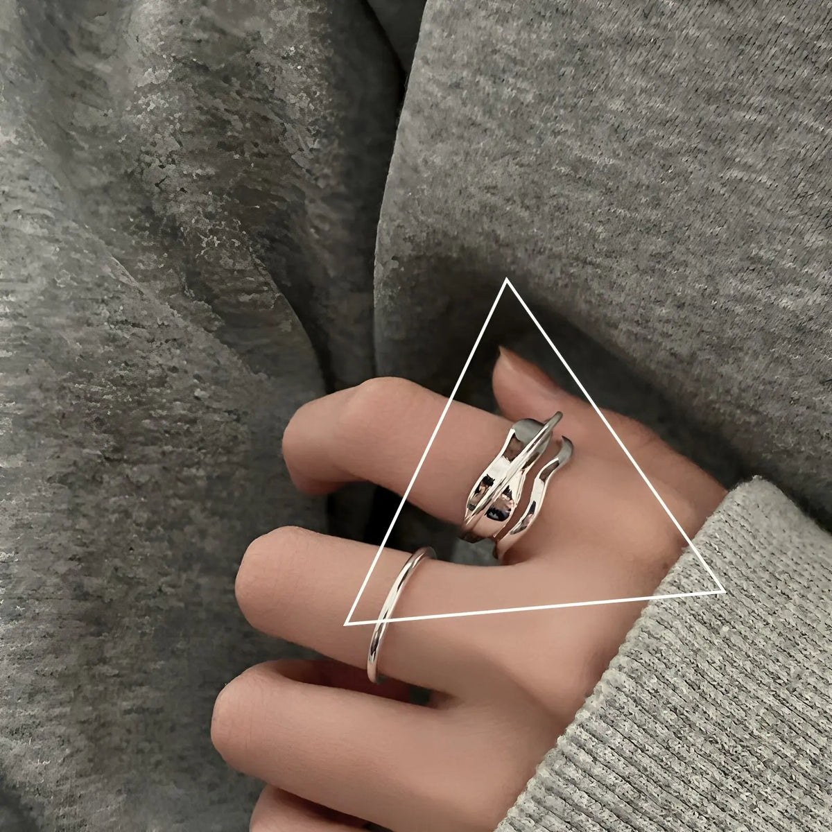 925 Sterling Silver Sparckling Moonstone Minimalist Handmade Ring