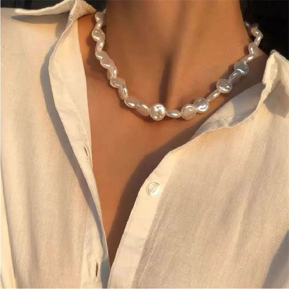 Elegant Irregular Pearl Multi-layer Pendant Choker Necklace
