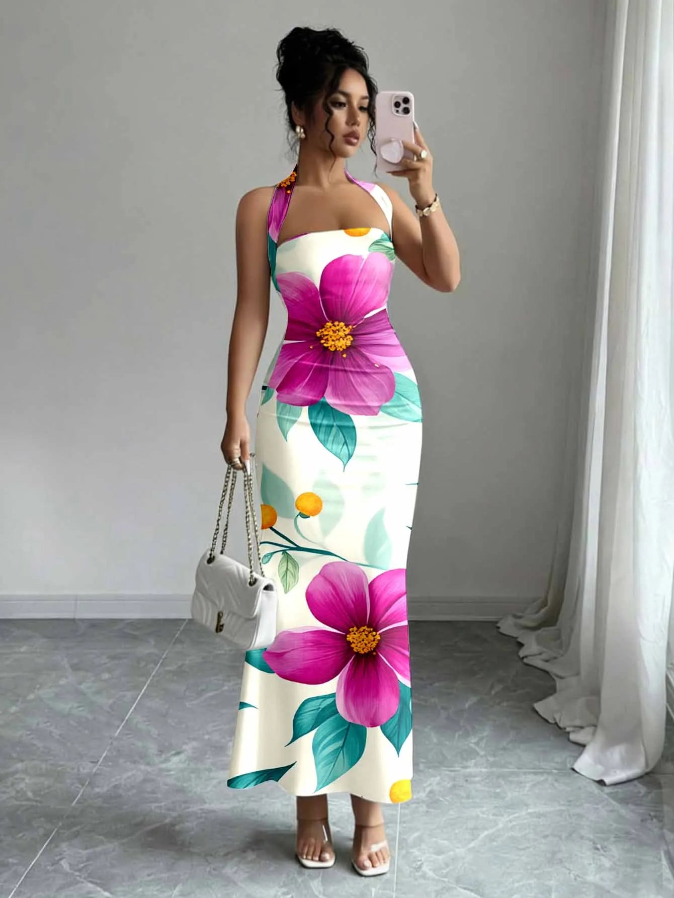 Hip-Hugging Sleeveless Long Collar Flowing Dress