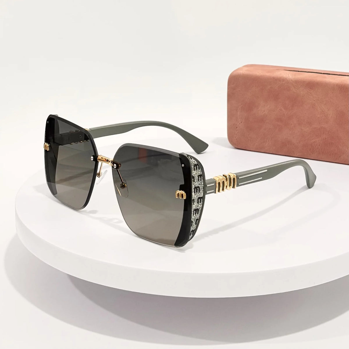 Oversized M Letter Light Luxury Square Sun Glasses