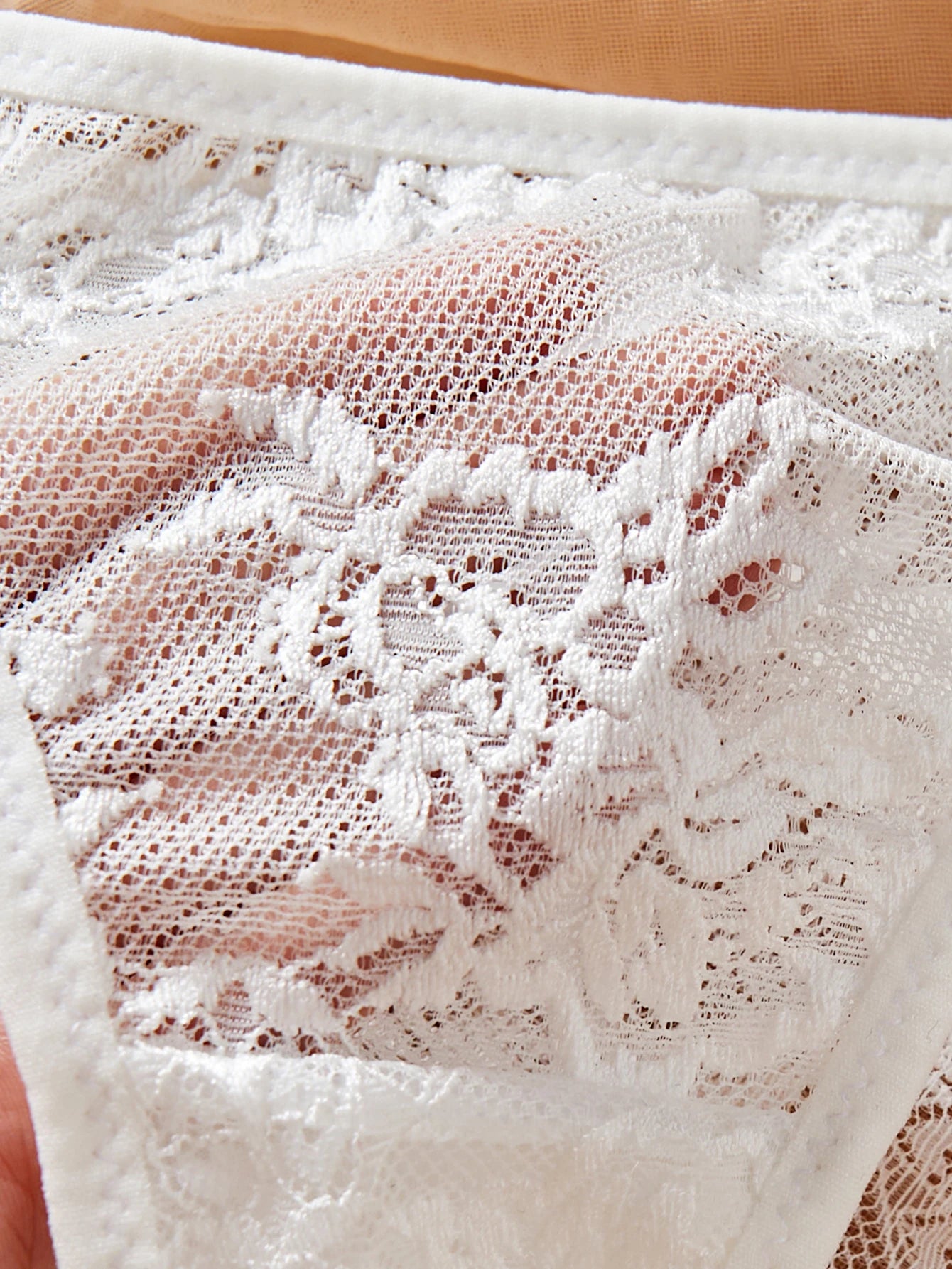 Eyelash Fancy lace strapping underwire Lingerie Set