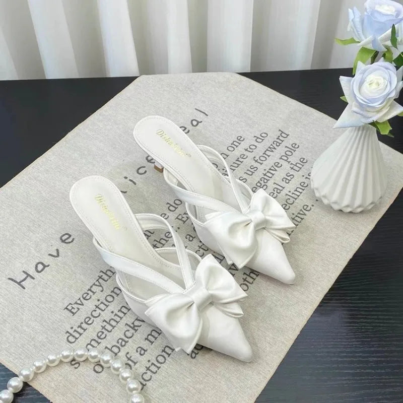 Fairy French Pointed Bow Hollow Slippers
