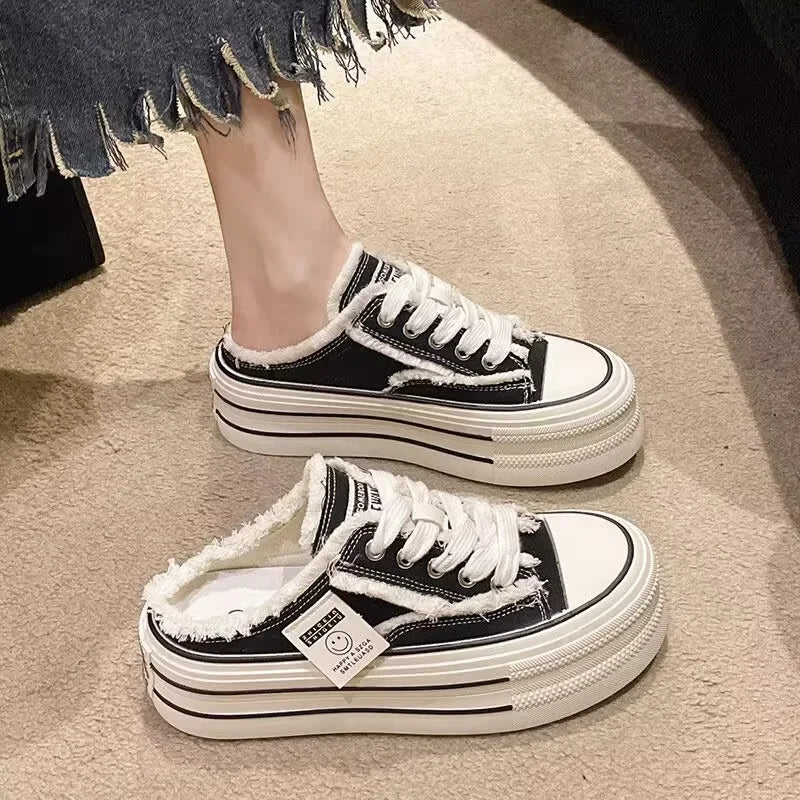Round Head Lace-up Canvas Shoes