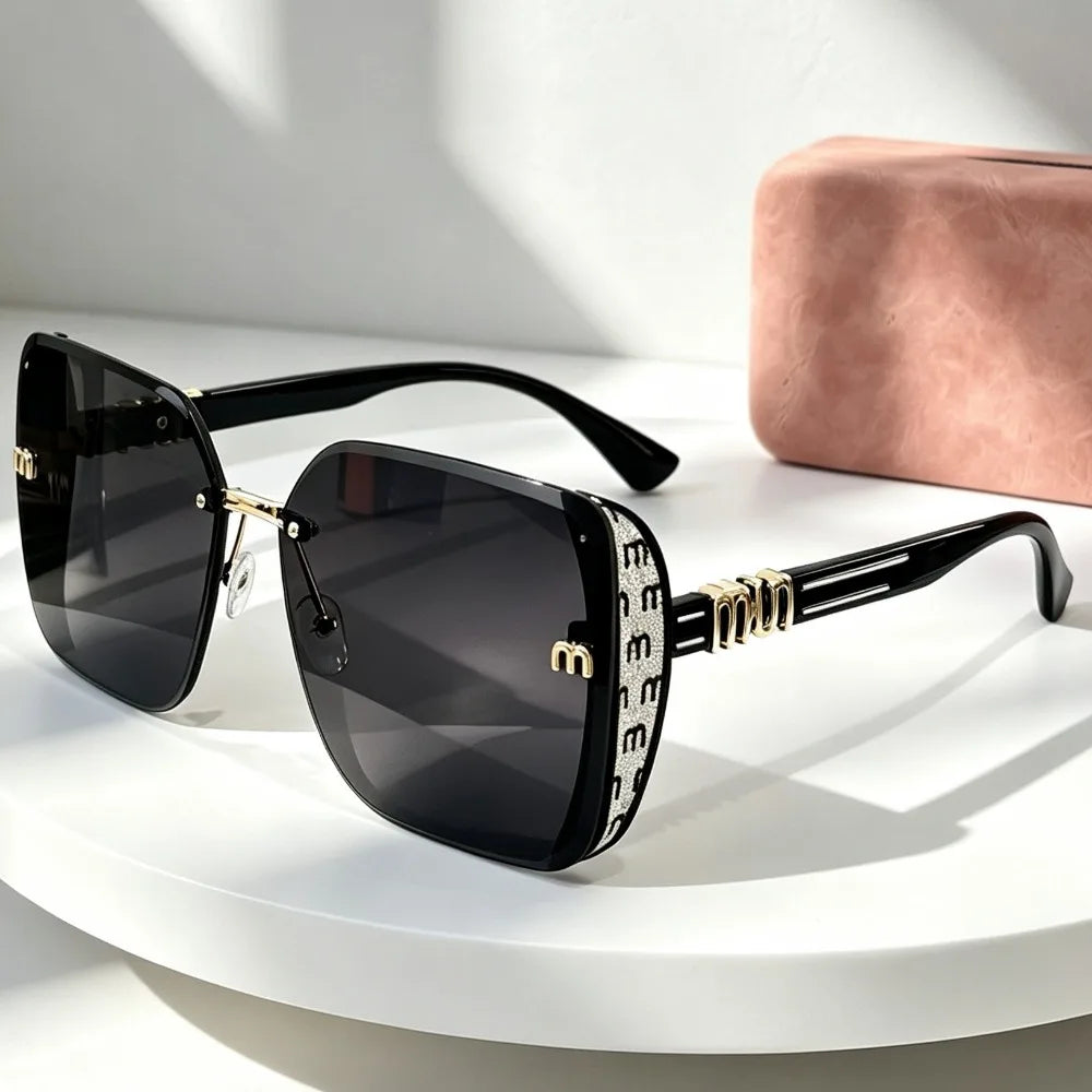 Oversized M Letter Light Luxury Square Sun Glasses