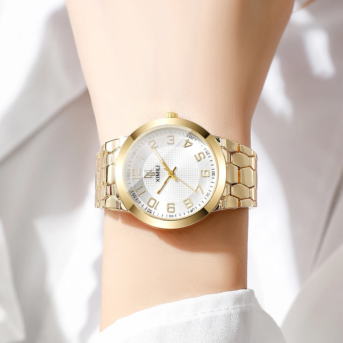 Elegant Arabic Dial Bracelet Strap Ladies Quartz Wristwatches