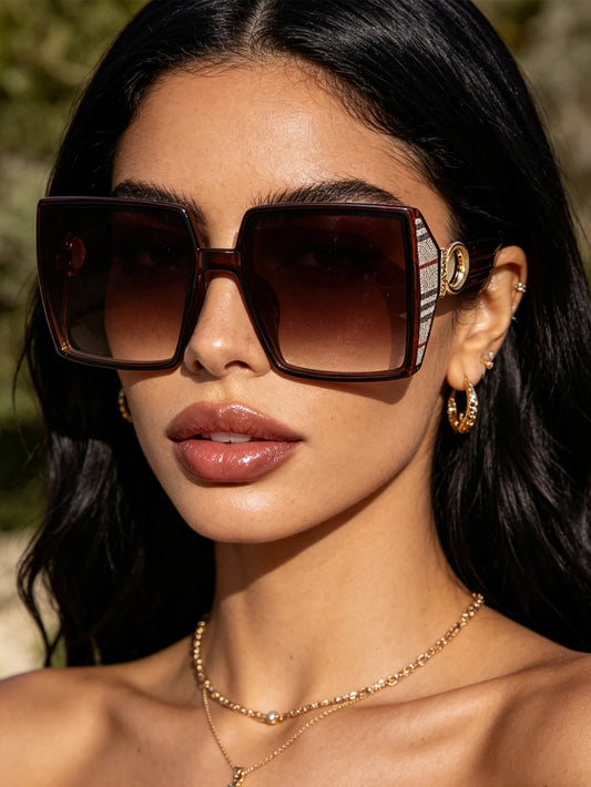 Retro Brown Plaid Diamond Embedded Temples Sunglasses