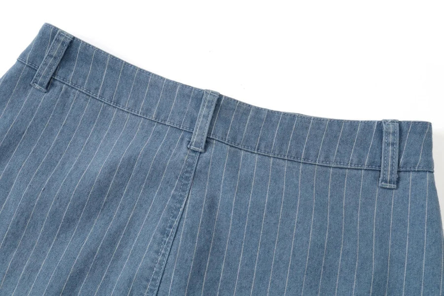 falda vaquera de rayas diplomáticas