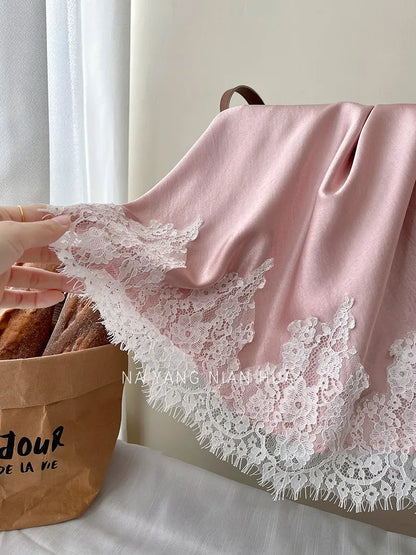 Falda sirena de satén elegante