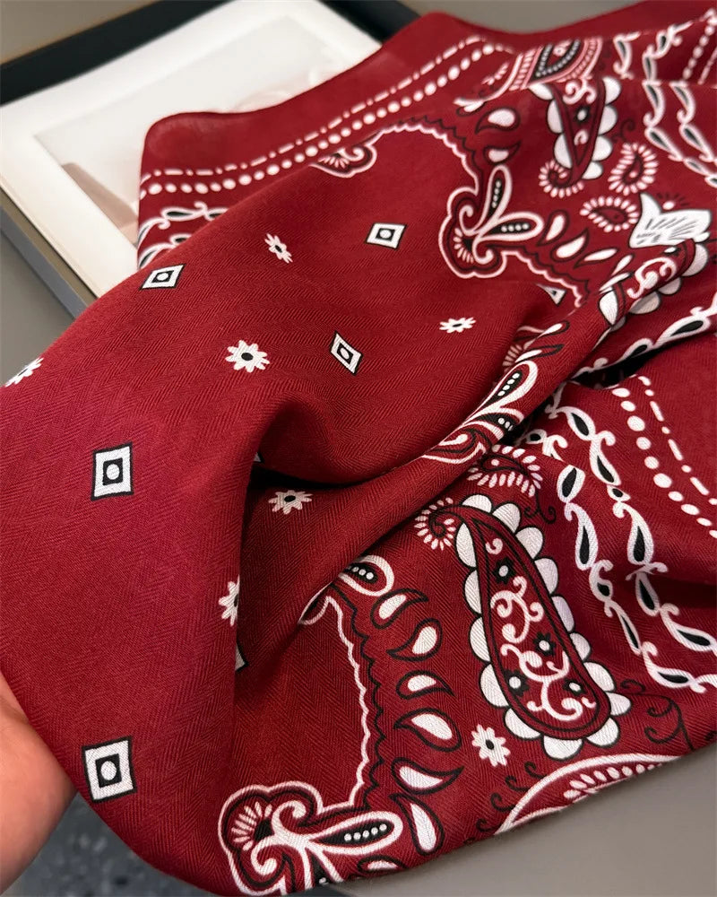 Pañuelo cuadrado de lujo de anacardo