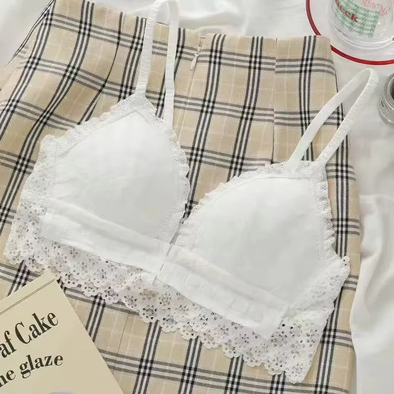 حمالة صدر مثيرة مطرزة بالزهور من الدانتيل