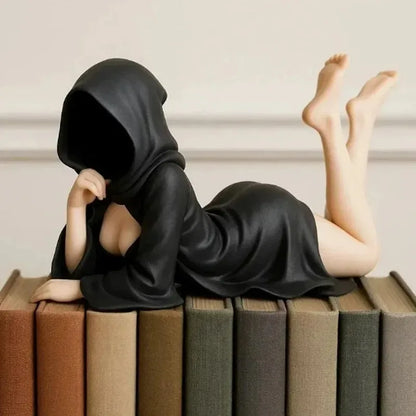 HOT Sexy 3d Mysterious Statue Gothic Black Robe Queen