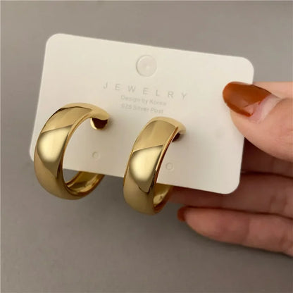 DANA Geometric Hoop Earrings f