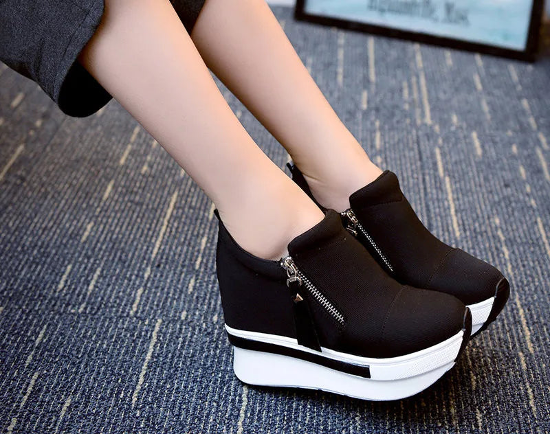 Casual Hidden Heel Canvas Sneaker