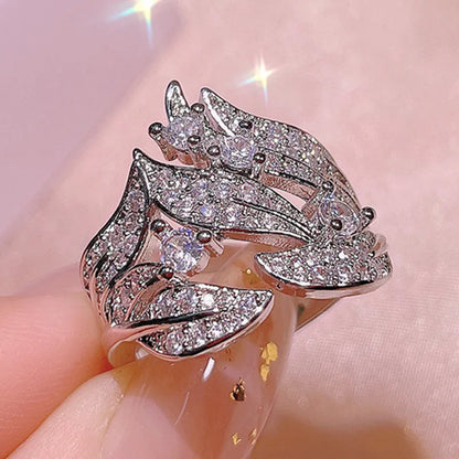 Huitan Luxury Trendy Leaf Design Full Paved Bling CZ Stone Rings