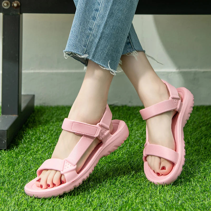 Unlock versatile sandals