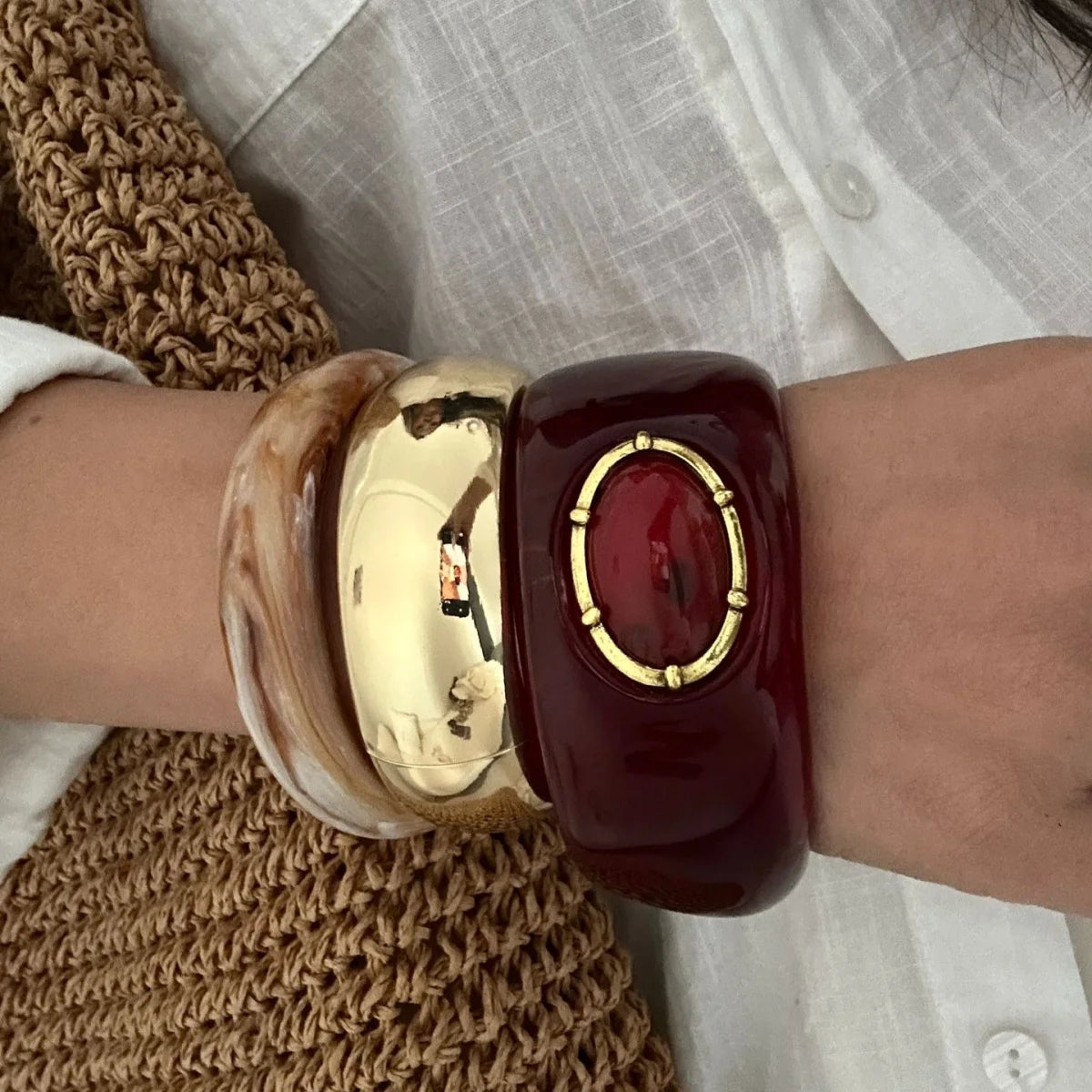 Vintage Irregular Resin Wide Bangle Inlaid Imitation Redstone Bracelets