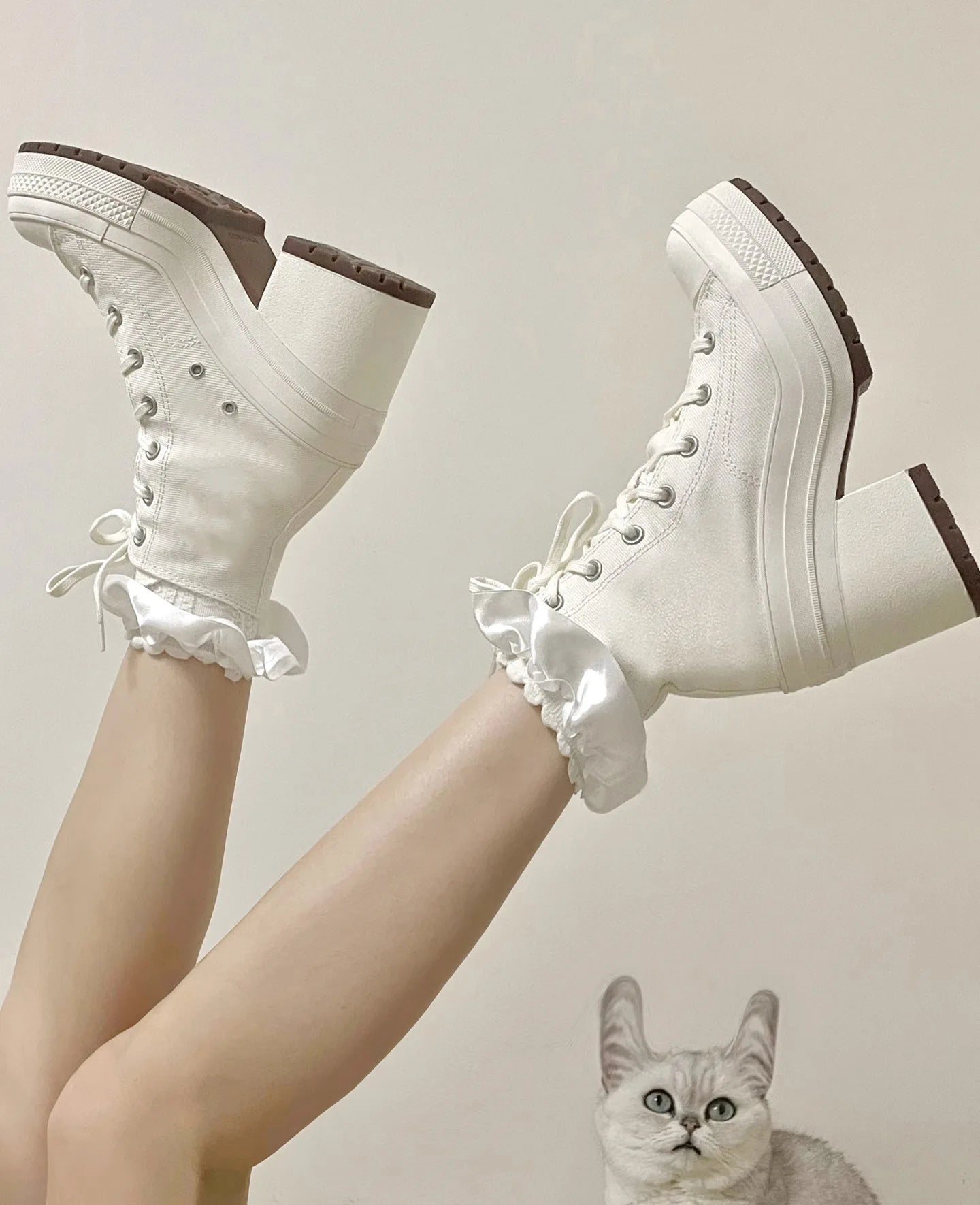 Canvas Lace Up Casual Sneakers
