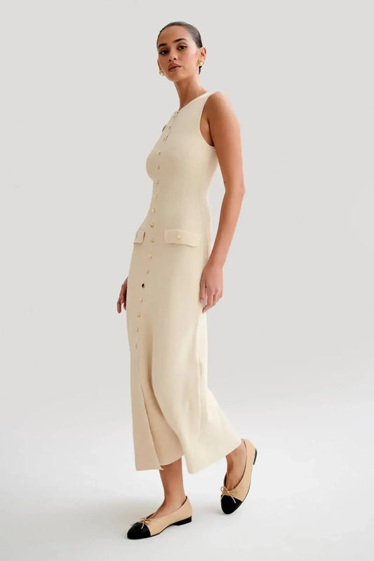 Elegant Sleeveless Long Dress