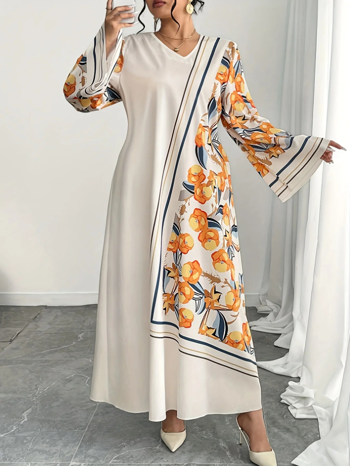 Plus Size Middle East  Ethnic Print Loose Long Sleeve V-Neck Robe Dress