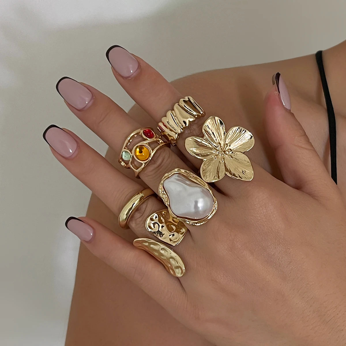 Irregular Exaggerated Metal Flower Open Rings
