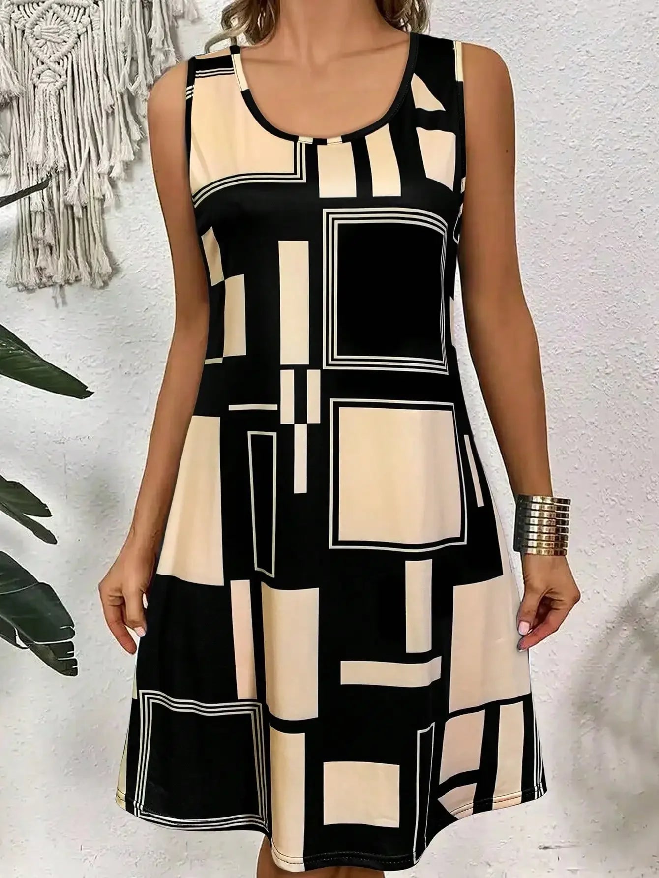 Geometric Pattern Sleeveless Midi Dress