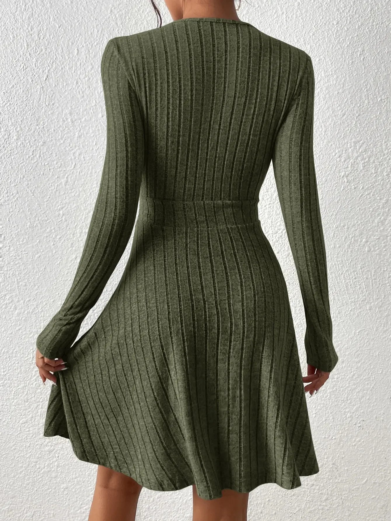 V-neck Sexy Big Swing Long-sleeved Dress