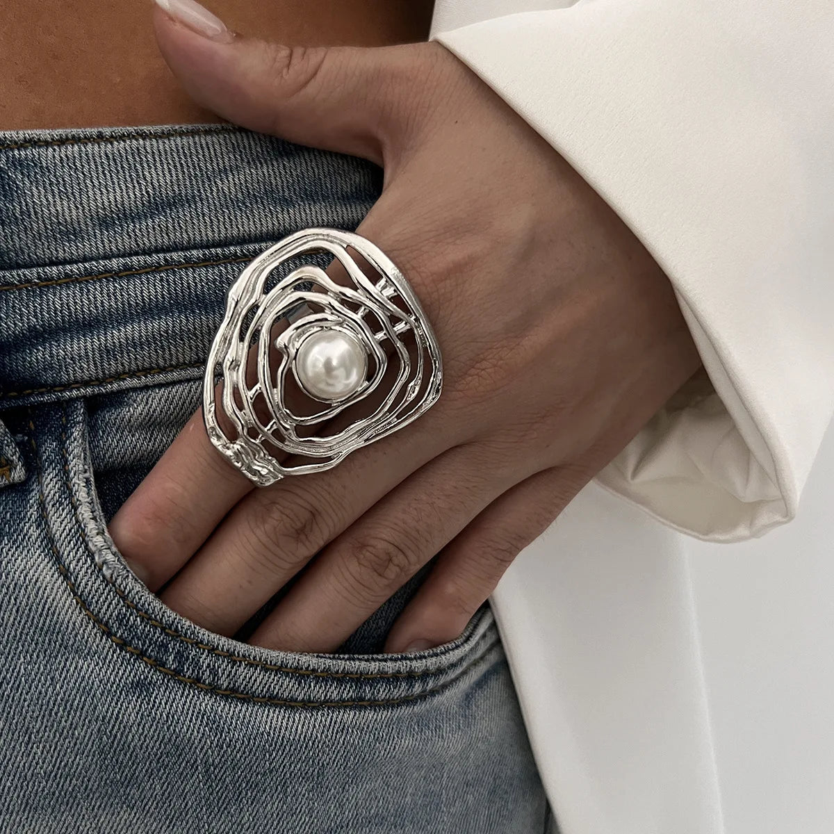 Punk Exaggerated Irregular Metal Wide Imitation Pearl Geometric Rings