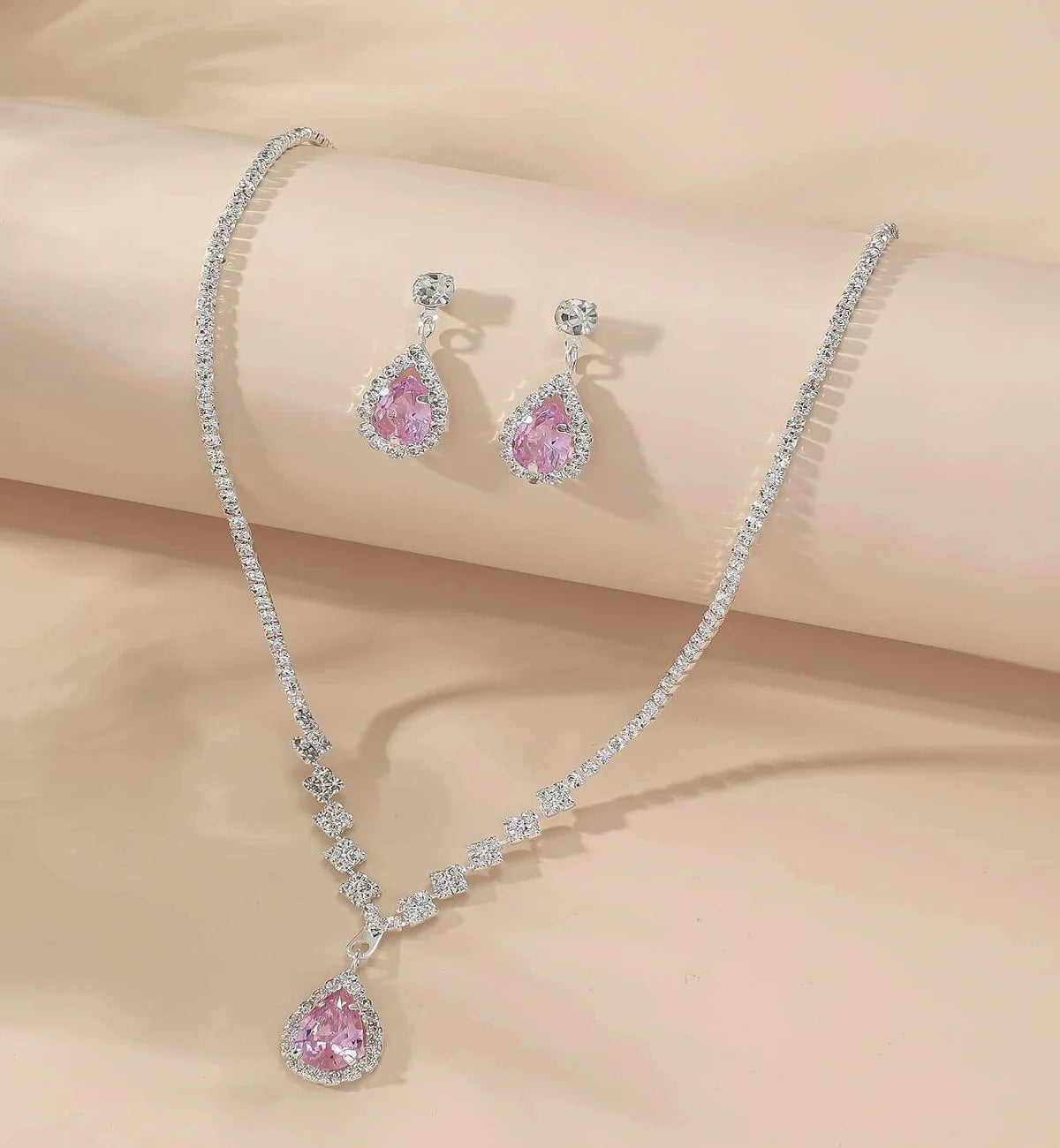 Droplet Necklace Banquet Set